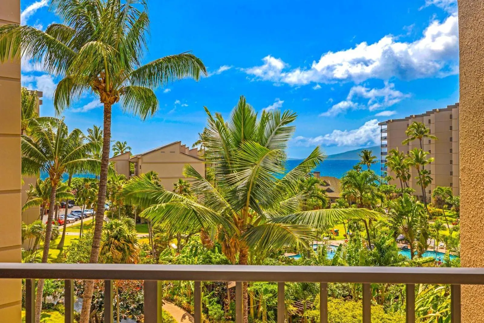 Apartment Kbm Resorts Free Car Kaanapali Shores Ks-535 Ocean View Steps To Pool And Beach United States